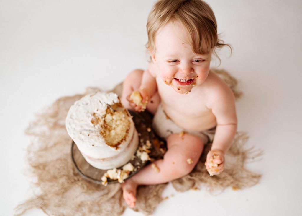 Boho cake smash session by Kristielle Amy