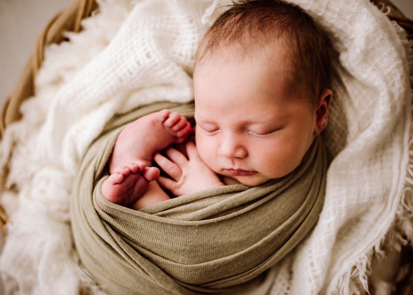 Newborn baby photographer in Bundaberg